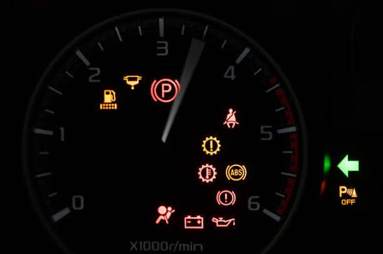 Should You Keep Driving - The Short Answer by Light Type - SMC Towing Group Should You Keep Driving - The Short Answer by Light Type